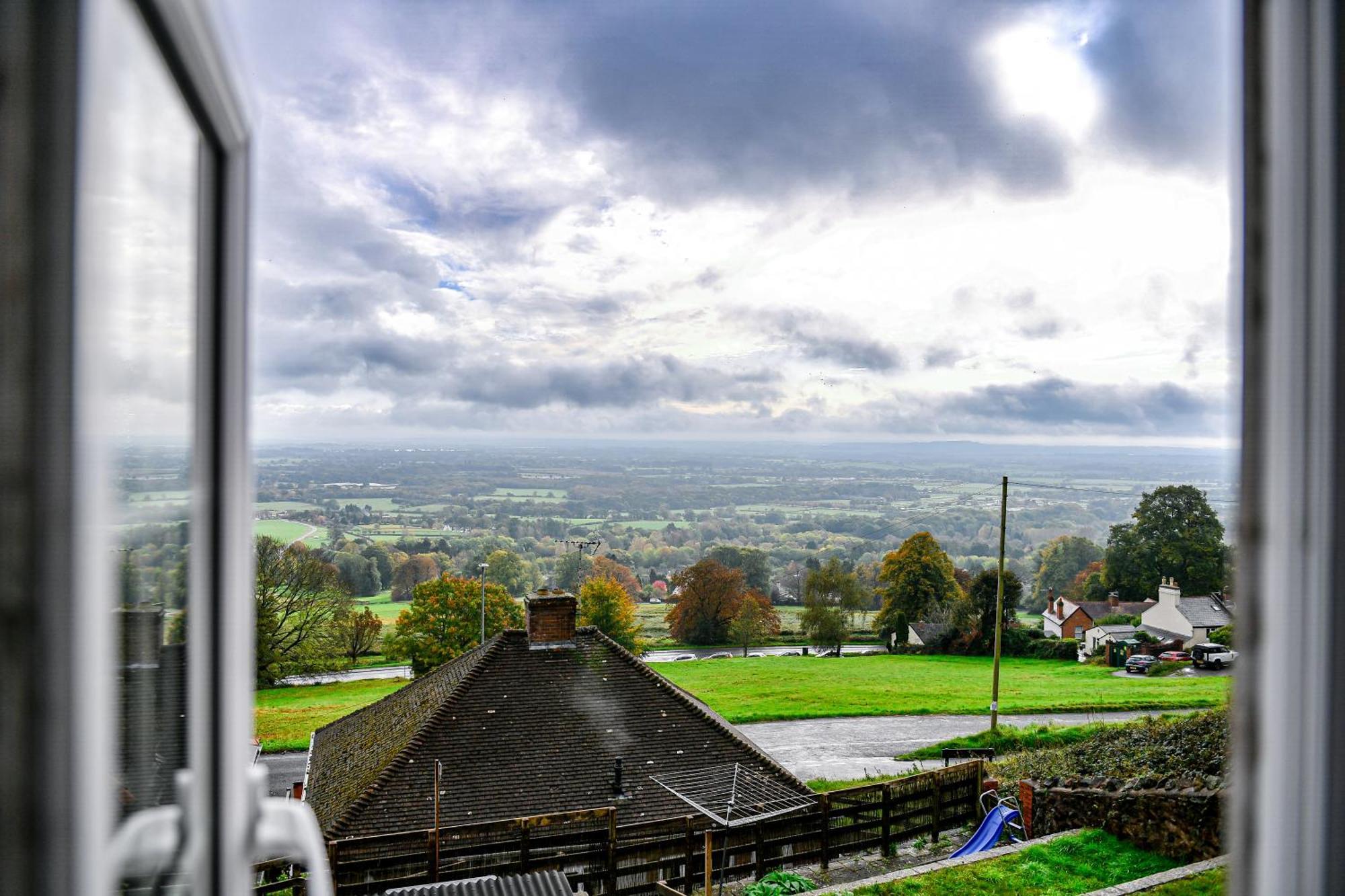 Charming Malvern Cottage With Outstanding Views Malvern Wells エクステリア 写真